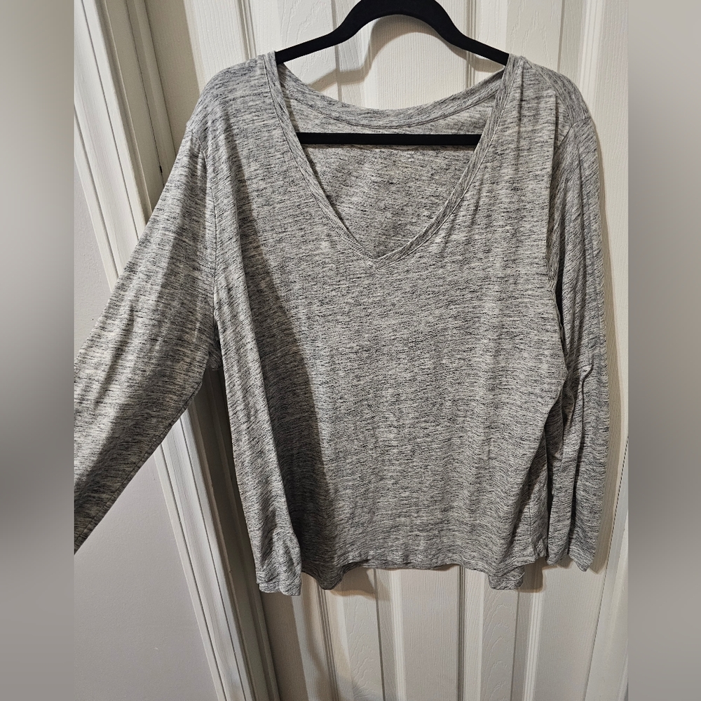 Long sleeve old navy top